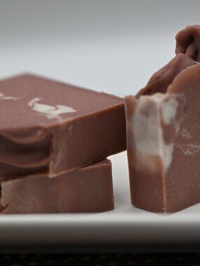 Le Luxe Lather, Luxury Artisan Soap, "Naomi"..